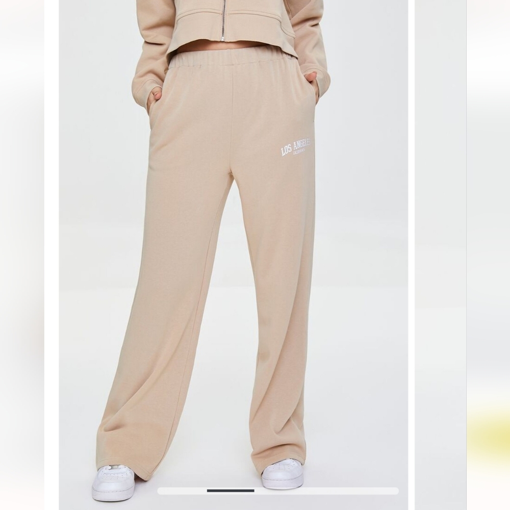 NWT Forever 21 Los Angeles Graphic Sweatpants Size S